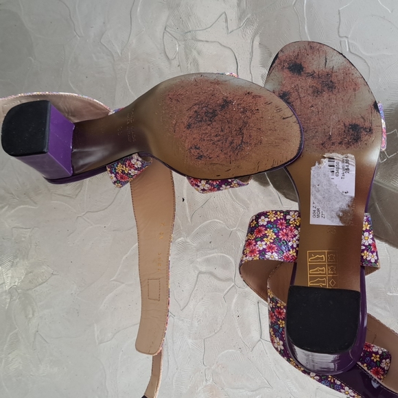 FELLINI Handmade Ankle Strap Sandals - Picture 6 of 9